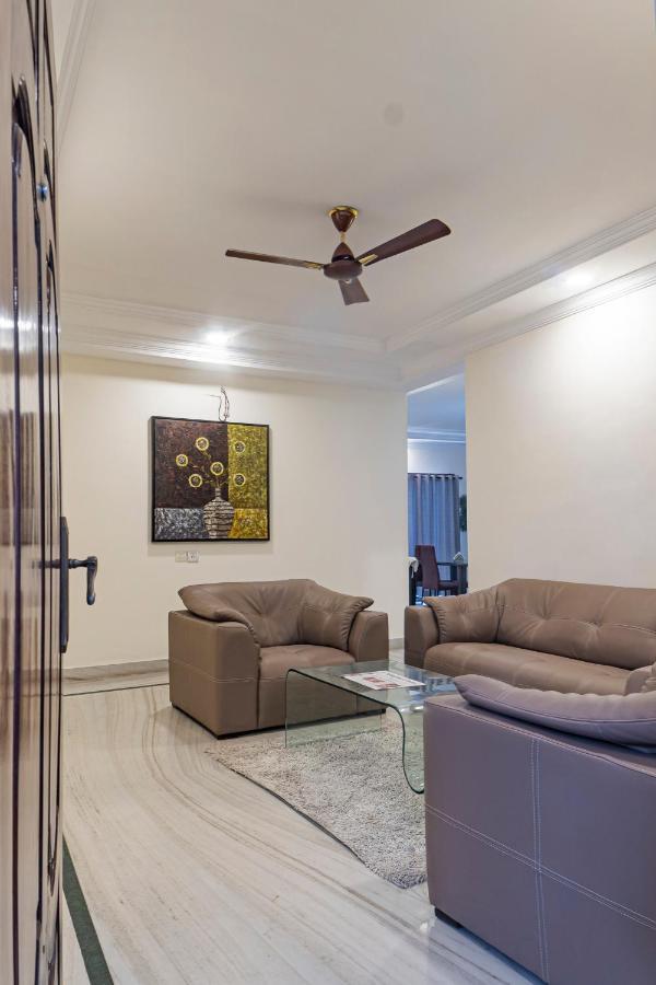At Home Apartamento Hyderabad Exterior foto